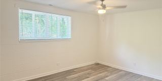 110 N Peterson Street Gallery 9