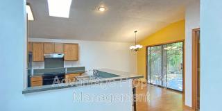 1138 NE Conser Pl Gallery 5