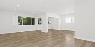 1525 N Hayworth Ave Gallery 1