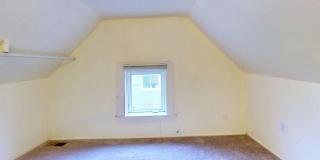 5 Bedroom 3 Bathroom Home located in the York Neighborhood!!! Gallery 6