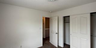 Condo Townhouse in Castleton Camden Village Gallery 13