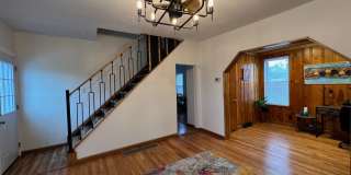 Detroid Shoreway Renovated  4 Bedroom, 2 Bath House with Detached Garage Gallery 6
