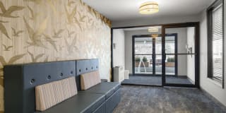 Medicine Lake Apartments Gallery 25