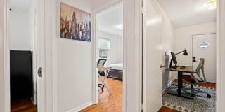 139 HAWAII Avenue NE Gallery 12