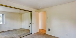 Willamette Falls Court Apartments Gallery 14