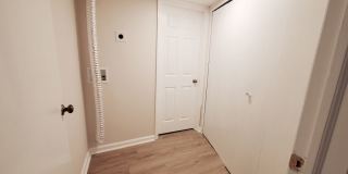 Room in 6 Bedroom Home at Henslowe Dr Gallery 16