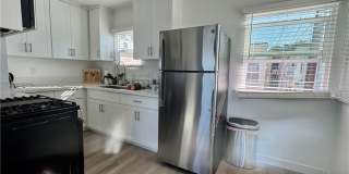 908 Manhattan Avenue Gallery 4