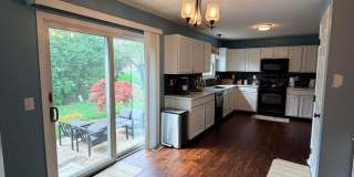 5205 Wabash River Street Gallery 14