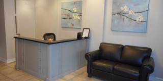 Spacious One Bedroom Condo In the Heart of Dupont - 17th/New Hampshire. Gallery 30