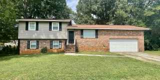 Nice Split Level Home in Huntsville! Fenced Yard and 2 car garage! Gallery 1