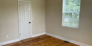 JUST REDUCED! Walk to the Stadium-Olympia! Gallery 21