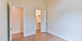 1406 Prospect Gallery 5