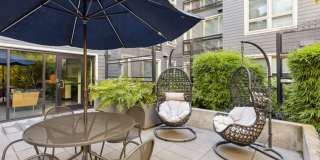 Smith & Burns Gallery 11