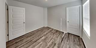 Brand New Spacious 4 Bedroom 2 Bath Home in Mustang Schools Gallery 16
