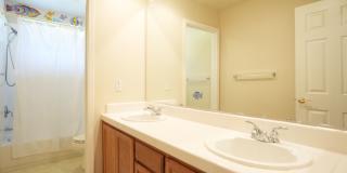 Charming Three Bedroom Napa Home Close to Queen of the Valley Medical Center Gallery 27