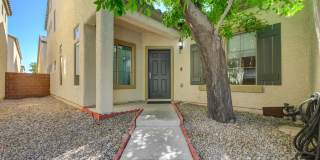 Gorgeous 3 Bedroom Home! Gallery 1