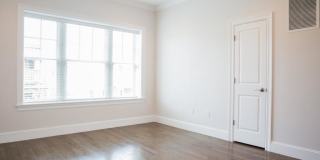 8 Harvard Ter. Gallery 8