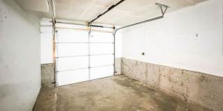4 Bed/3 Bath Three Story Condo Near Bus Routes and Shopping Gallery 26