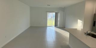 5933 NW Sweetwood Drive Gallery 5