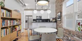 5302 N Winthrop Avenue Gallery 10