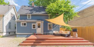 1123 W Huron Street Gallery 3