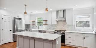 1249 Goodwin NE Gallery 2