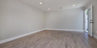 4423 Ethel Avenue Gallery 12