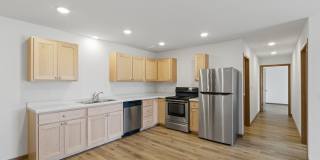 921 Adams Court - 711 Gallery 1