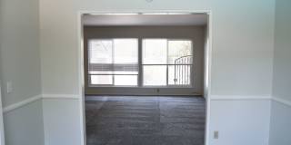 522 East Collins Gallery 18