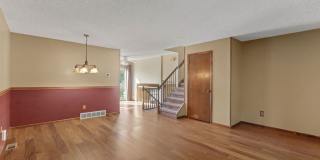 Beautiful 4 bed, 2 bath on Cul-de-sac  w/ large yard available in Central Loveland Gallery 8