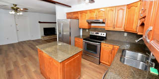 6 Bedrooms-Little Neck Area Gallery 5