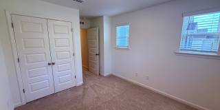 Mebane / Townhouse Gallery 22