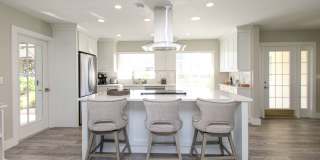 ** ROYAL HARBOR 2/2 REMODELED TOP TO BOTTON BEAUTY READY FOR SEASON ** BRING YOUR OWN BOAT ** GULF OF MEXICO ACCESS ** Gallery 26