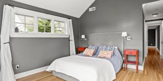 9 Grimes Road Gallery 33