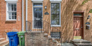 827 S CHARLES Street Gallery 1