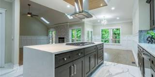 3924 Ashford Dunwood Road NE Gallery 8