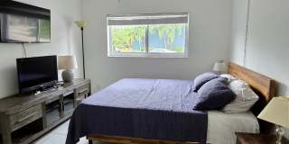 Spacious and modern 1-bedroom, 1-bathroom unit available for rent in the heart of Fort Lauderdale. Gallery 14