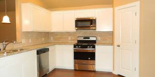 1025 Creek Side Dr Gallery 5