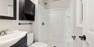3 bed 2.5 bath single family home Gallery 19