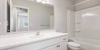 934 Maple Avenue Gallery 20