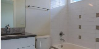 Modern Townhouse in Can't Beat Location - Available 8/1 Modern Townhouse in Can't Beat Location - Available 8/1 Gallery 7