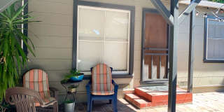 Charming Duplex Style 1 Bedroom 1 Bathroom Menlo Park Bungalow! Gallery 1
