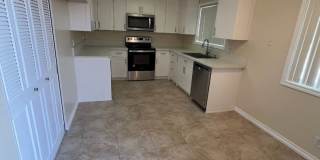 Village Court Apartments Gallery 6