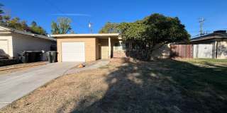 2 bed 1 bath single family home with back yard and garage space Gallery 1