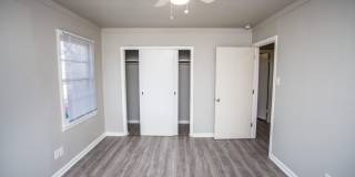 Spacious 4 Bed 2 Bath with Big Backyard Gallery 21