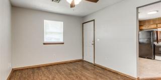 821 Russell Circle Gallery 3