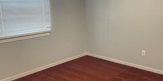 148 S Main Gallery 8