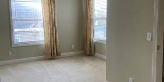 Luxury Living in The Knolls Gallery 21