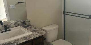 Modern New Construction 1 Bedroom / 1 Bath including Utilities Gallery 9