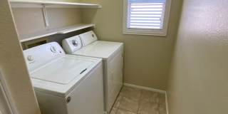 Wonderful 3 bed/2.5 bath home located in Summerlin Gallery 16